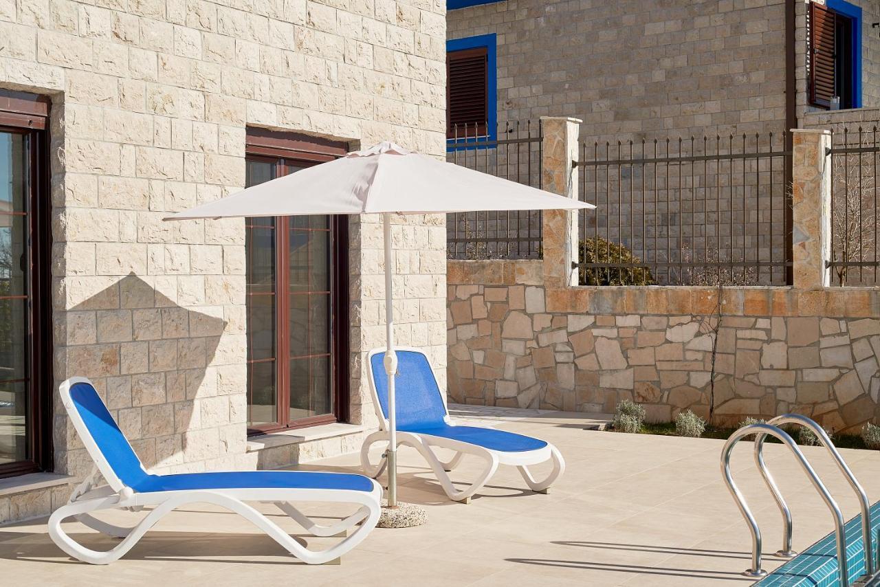 Sunbreeze Delux Vilas Budva Exterior photo
