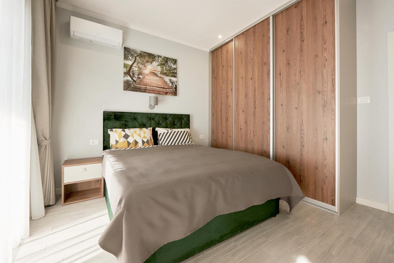 Sunbreeze Delux Vilas Budva Exterior photo