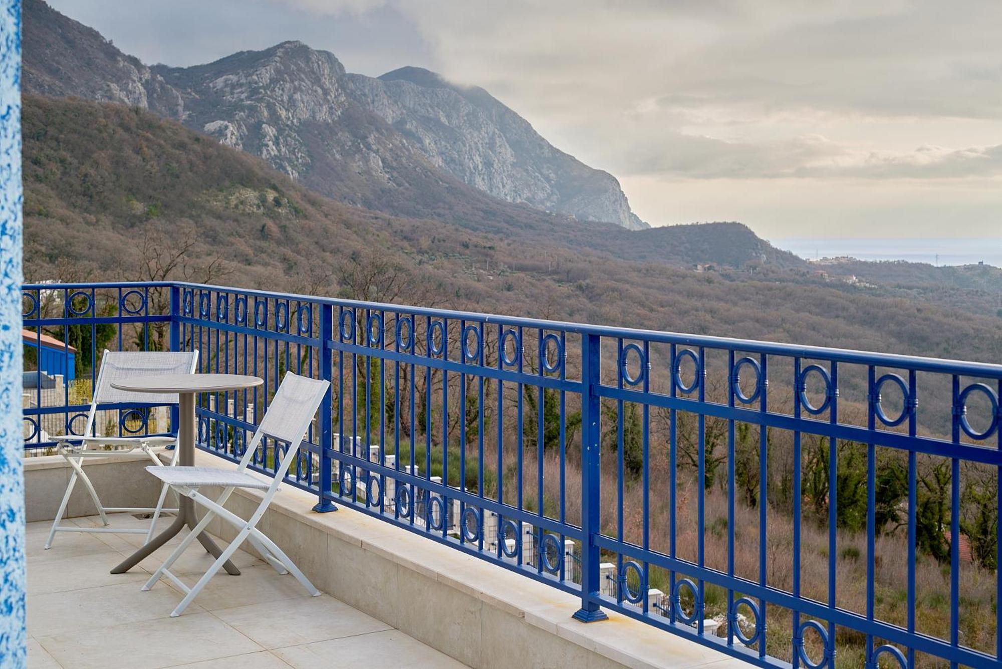 Sunbreeze Delux Vilas Budva Exterior photo
