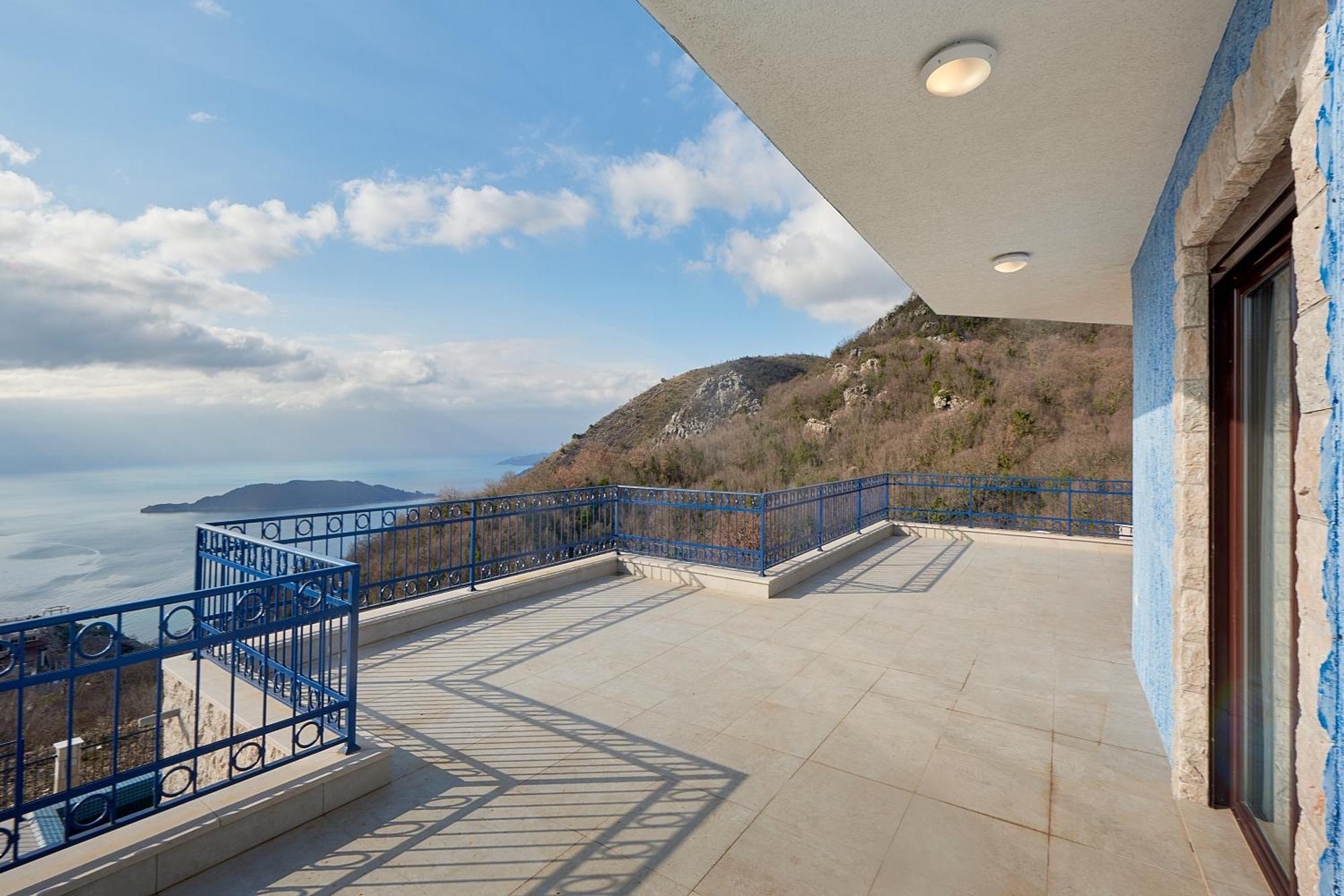 Sunbreeze Delux Vilas Budva Exterior photo